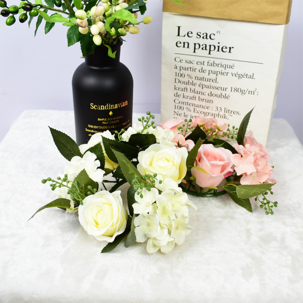 Realistic Rose Garland Floral  - Luxury Candle Supplies Usa recension och pris